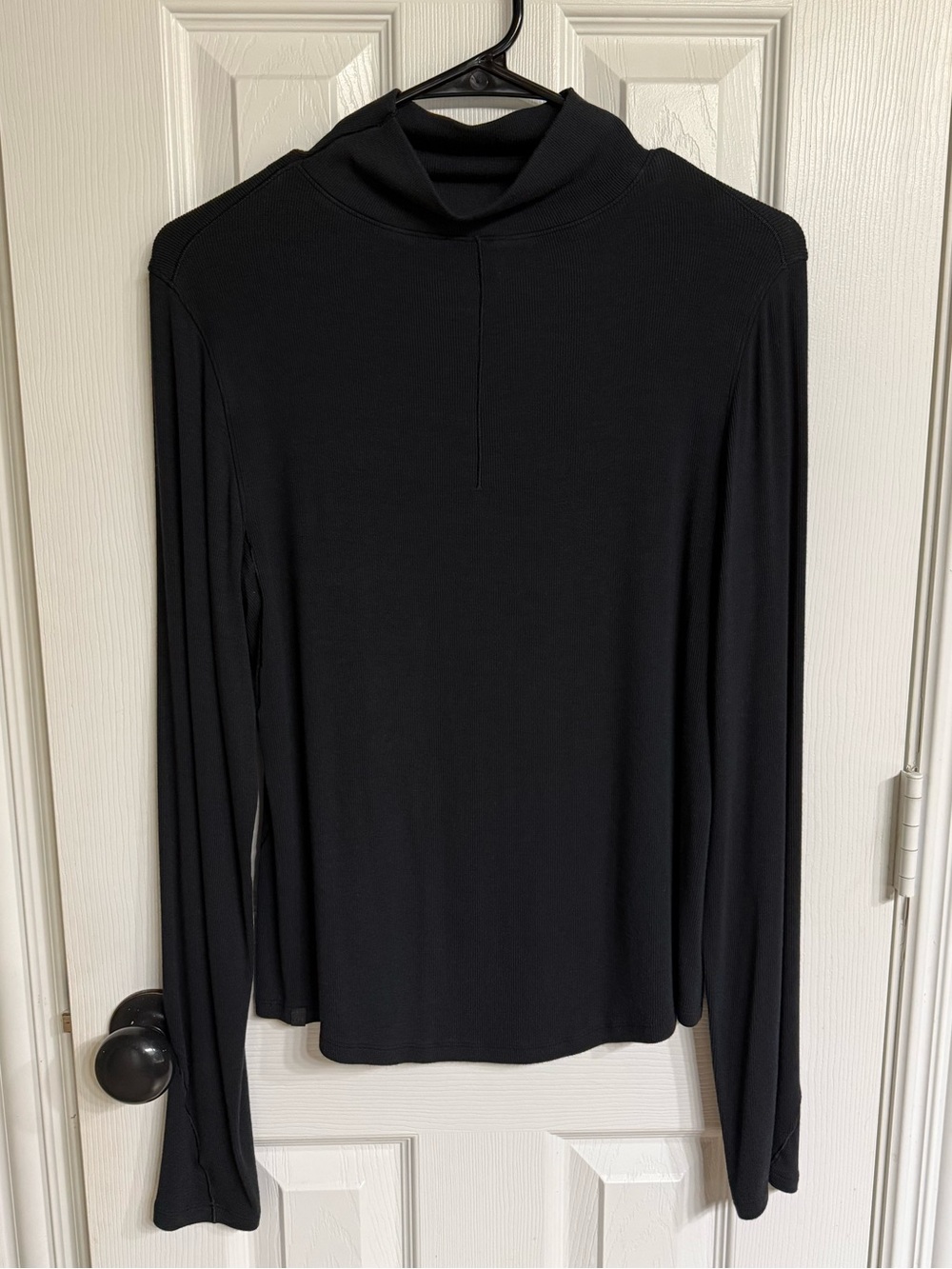 Lululemon Hold Tight Long-Sleeve Turtleneck - Picture 6 of 8